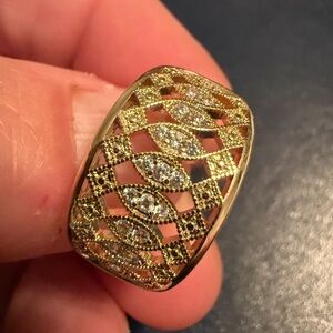 Source Unknown Gold Lattice Dome Ring with Clear Stones